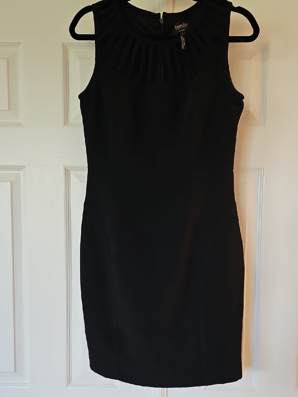 Laundry By Shelli Segal Black Pleated-Neck Sleeveless Mini Dress